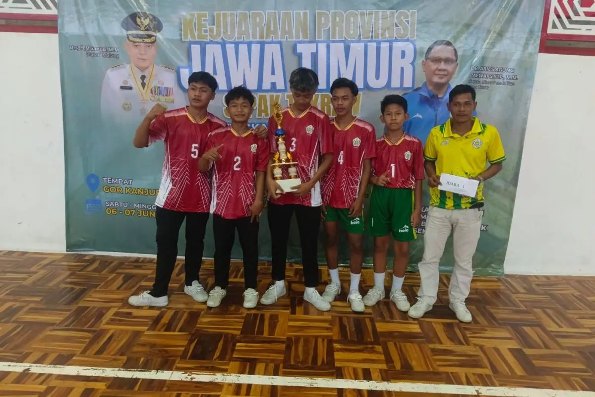 Keterbatasan Tak Menahan Bawean, Tim SMAN 1 Sangkapura Rebut Emas Kejurprov Jawa Timur