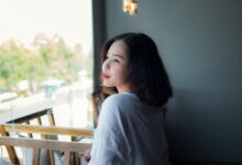 3 Tanda Orang Benar-Benar Tenang Saat Masalah Datang, Bukan Cuma Terlihat Kuat