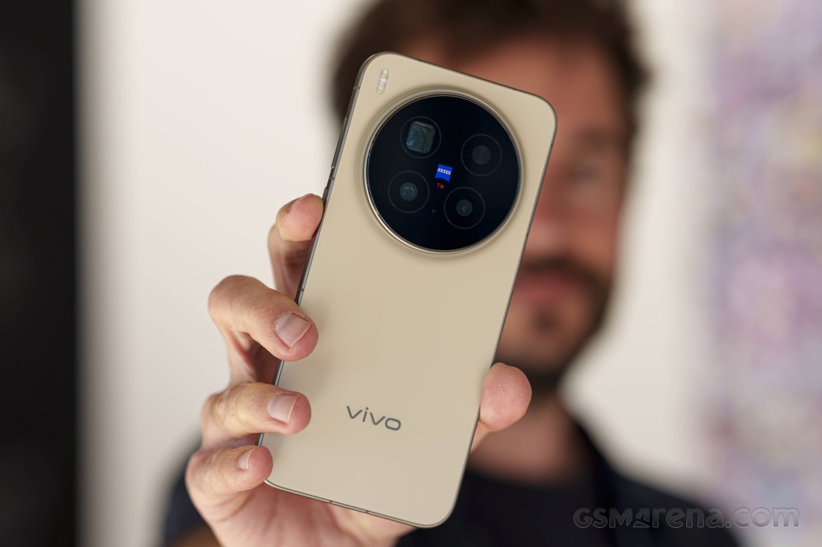 Vivo X500 Pro Max Makin Serius, Layar 2K 144Hz BOE Dipasangkan Kamera Periskop 200 MP