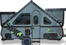 Trailer Kecil Ini Menyembunyikan Kamar Mandi, Saat Diparkir Ia Muncul Sendiri