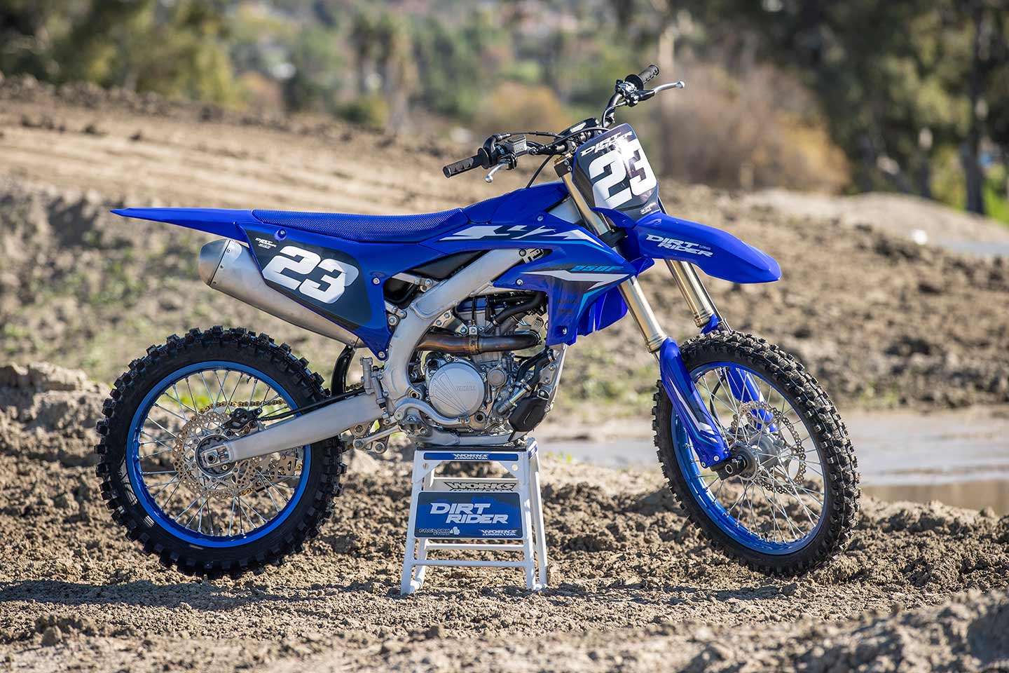 Yamaha YZ250F Dibekali Kendali yang Menenangkan, Start Agresif Tak Lagi Mudah Tergelincir
