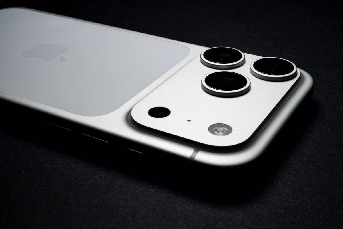 iPhone 15 Pro, 16 Pro, atau 17 Pro, Mana yang Paling Layak Dibeli Sesuai Kebutuhan?