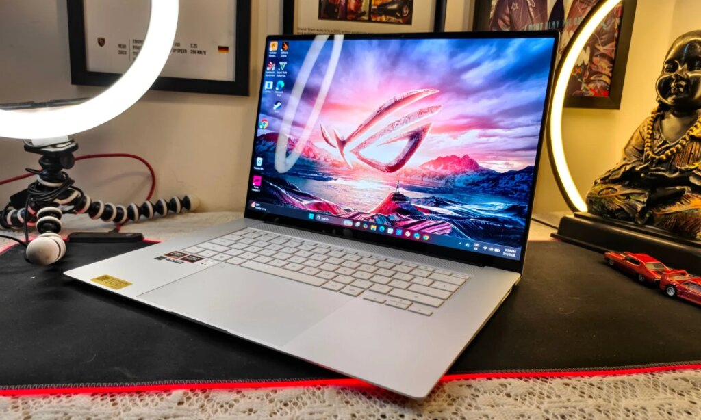ASUS Zenbook S16 OLED 2026, Laptop 16 Inci Super Tipis Dengan Tenaga AI Ryzen 50 TOPS