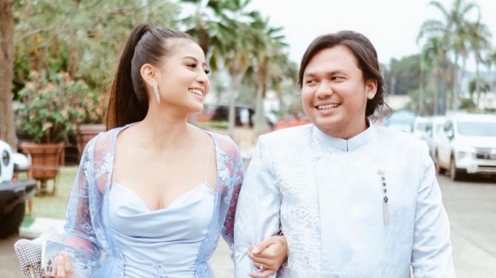 Keanu Penuhi Panggilan di Kasus Hanania Group, Awkarin Mangkir Tanpa Kabar
