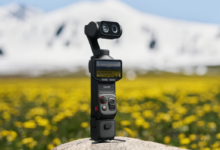 Insta360 Luna Ultra Muncul dengan Dua Kamera, Layar Lepas-Pasang Ini Langsung Mengusik DJI Osmo Pocket