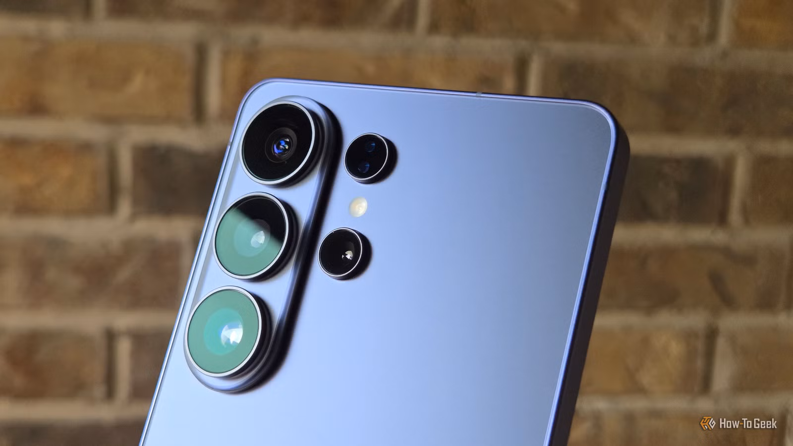 Kamera Samsung Ternyata Tidak Membaca Tap Anda dengan Cara yang Sama, Hasil Foto Bisa Langsung Berubah