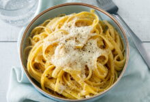 Cuma 10 Menit, Buttered Noodles Dengan Kecap Asin Ini Ternyata Serasa Makanan Mahal