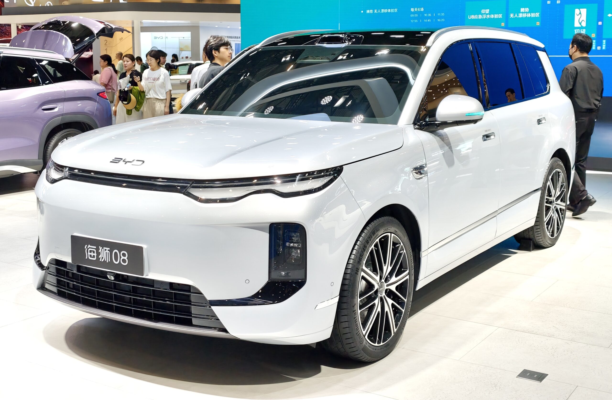 BYD Sealion 08 Siap Guncang Segmen SUV Besar, Jarak Tempuhnya Tembus 900 Km