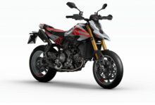 Ducati Hypermotard V2 SP vs Kawasaki Z900 SE ABS, Italia Paling Buas atau Jepang Paling Rasional?