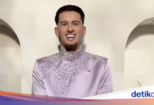 Senyum Justin Hubner Menjelang Akad Nikah dengan Jennifer Coppen, Rangkaian Sakral Dimulai Hari Ini
