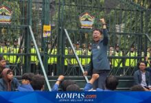 Demo di Kantor Gubernur Jateng, Mahasiswi Undip Soroti Ruang Sipil yang Kian Terdesak Polri