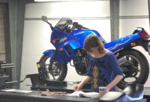 2.500 Motor Guru Diganti Oli dalam Sehari, Siswa SMK Ini Cetak Rekor MURI