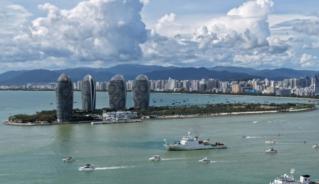 Hainan Dan E Fund Gandeng Hong Kong, Uang Asing Mengalir Saat Peta Investasi Tiongkok Berubah