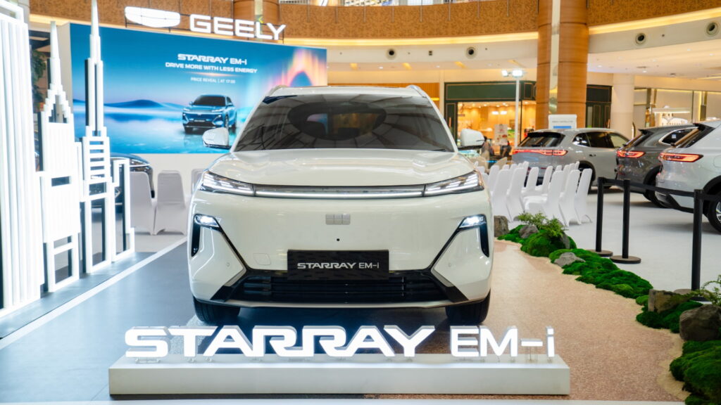 4 Mobil PHEV di Indonesia yang Bisa Tembus 1.000 Km, Isi BBM Tak Lagi Bikin Cemas