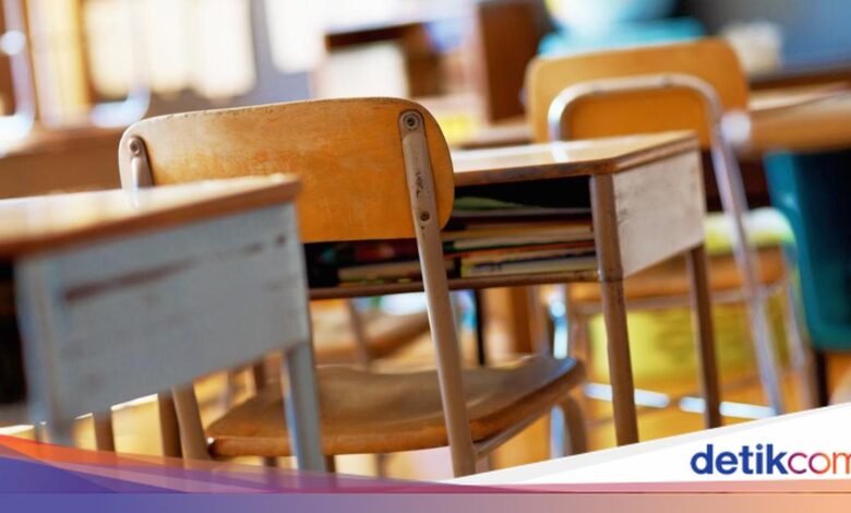 70 Ribu Siswa Jabar Terancam Tak Masuk Negeri, KDM Janjikan Biaya Sekolah Swasta