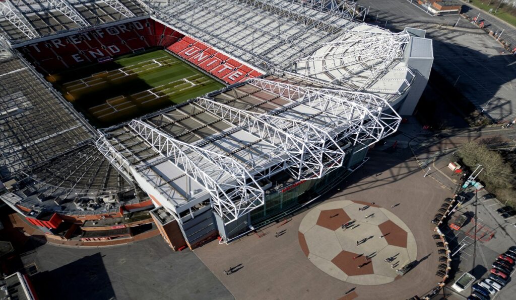 Manchester United Negosiasi Ulang Utang £1 Miliar, Bunga Melonjak Tajam