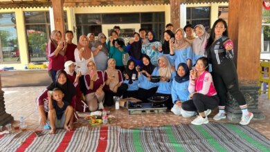 KKN UIN Walisongo Ubah Minyak Jelantah Jadi Lilin Aromaterapi, Warga Desa Bungo Belajar Cuan Ramah Lingkungan