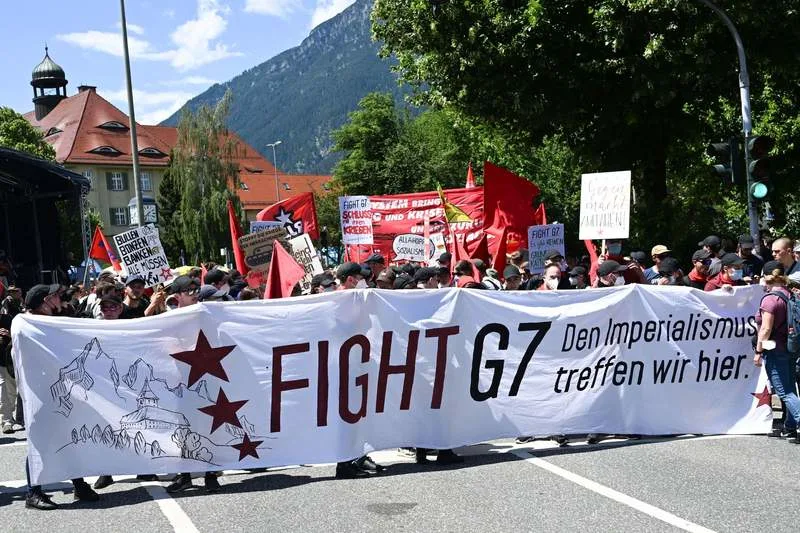 Geneva Siaga Hadapi 50.000 Demonstran G7, Kota Bertahan Menjelang Pawai Protes