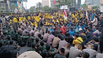 Komisi I DPR Bela Pengerahan TNI-Komcad di Demo Mahasiswa, Batas Hukum Jadi Sorotan