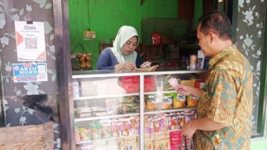 Dari Warung Sembako Kecil ke Penopang Keluarga, Kisah Semarang Ini Tumbuh Bersama Holding Ultra Mikro