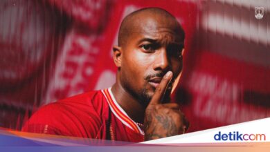 Eks Striker Persis Solo Terima Surat Haru Jelang Debut Piala Dunia, Air Mata Kastaneer Pecah