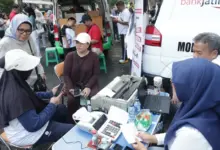 Pemkot Surabaya dan Pemprov Jatim Buka Bayar PKB-PBB di CFD Taman Bungkul, Warga Tak Perlu ke Kantor Lagi