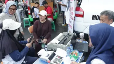 Pemkot Surabaya dan Pemprov Jatim Buka Bayar PKB-PBB di CFD Taman Bungkul, Warga Tak Perlu ke Kantor Lagi