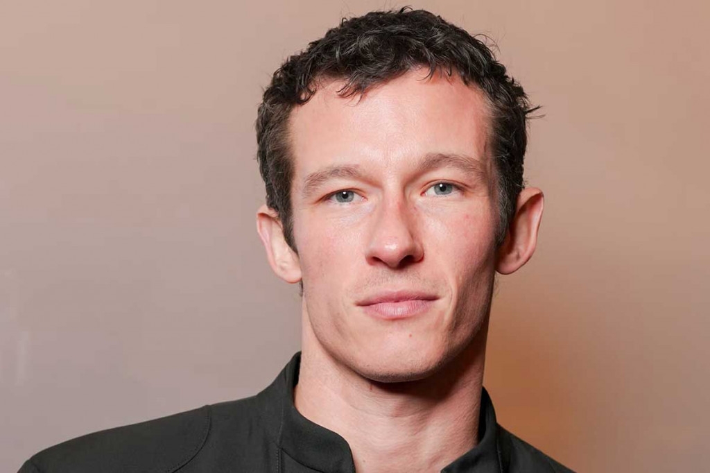 Callum Turner Akhirnya Buka Suara Soal Rumor James Bond Baru, Ini Yang Ia Katakan