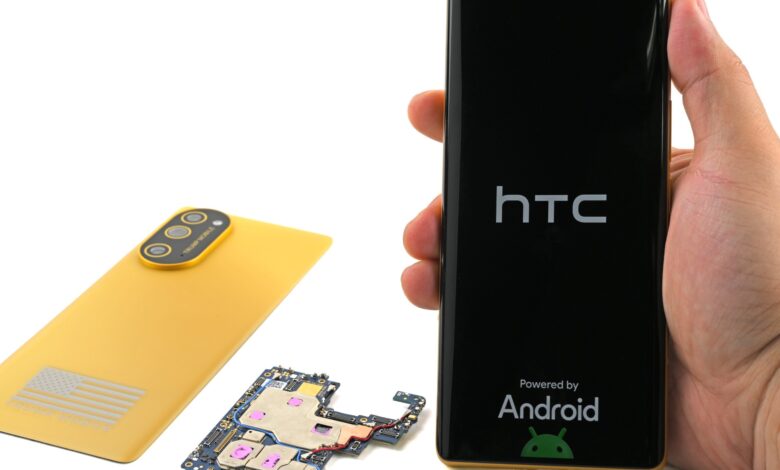 iFixit Bongkar Trump Mobile T1, Jejak HTC U24 Pro Terbongkar Di Dalamnya