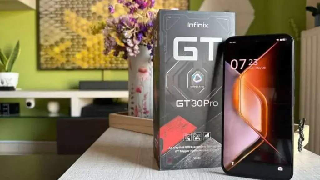 Infinix GT30 Pro Terasa Seperti ROG Phone Murah, Kencang Banget tapi Panasnya Bikin Mikir