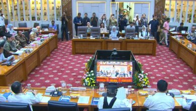 Rapat Tertutup Komisi IX Dengan Kepala BGN, Anggaran Rp270 Triliun Masih Belum Pasti