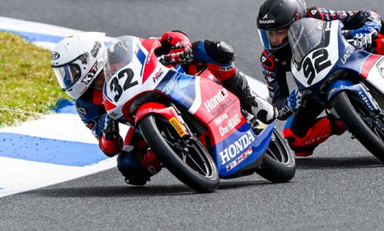 Indonesia Raya Bergema di Estoril, Kiandra Ramadhipa Tembus Puncak Moto3 Junior