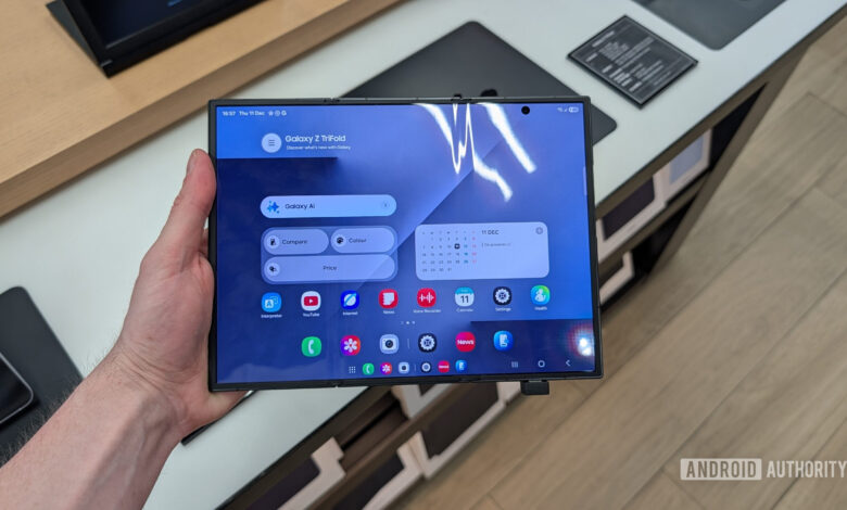 Bocoran Samsung Wide Fold Muncul, Lipatan Layar Disebut Bisa Jauh Lebih Tersamarkan