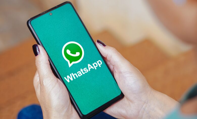 WhatsApp Diblokir Total, Warga Rusia Berbondong Download VPN 14 Kali Lipat