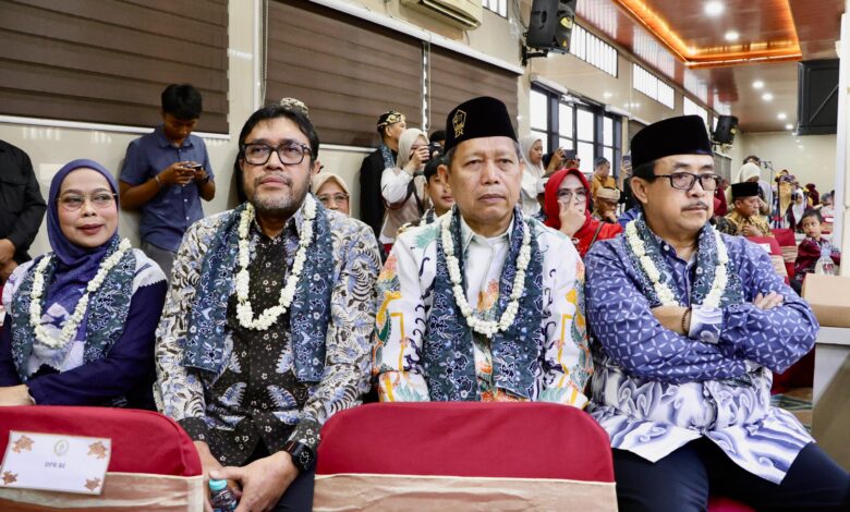 Hadiri Paripurna Hari Jadi Cirebon Ke-599, Daddy Rohanady Ungkap Bukti Nyata Perhatian Pemprov Jabar