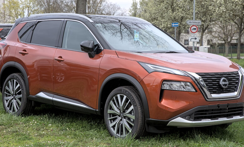 Nissan X-Trail Punya Dua Wajah, Tangguh di Jalan Buruk dan Nyaman untuk Keluarga