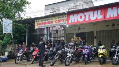 Moride Makassar Gandeng Ratusan Bikers, Bukan Cuma Touring Tapi Juga Belajar Rawat Motor