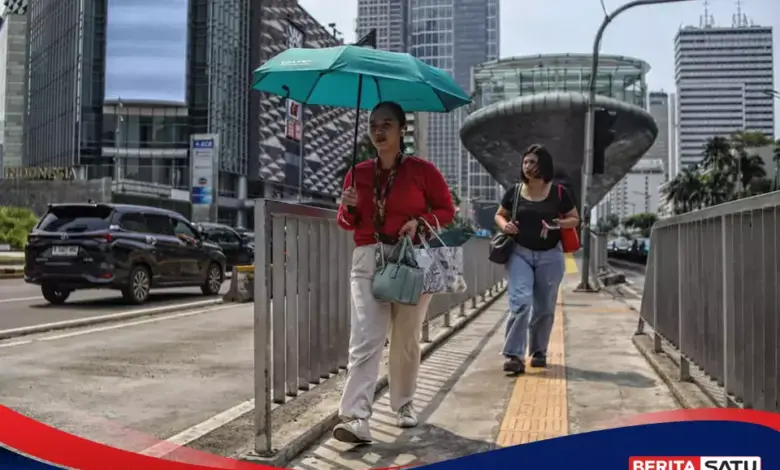 Cuaca Panas Mengintai Anak, Satu Kelengahan Bisa Berujung Heat Stroke