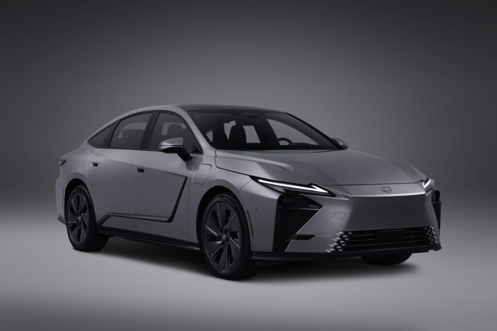 Lexus Siap Luncurkan The All New Lexus ES, Sedan Mewah Ini Kini Punya Opsi Listrik Murni Pertama