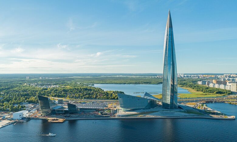 Lakhta Center, Gedung Tertinggi di Eropa yang Berputar 90 Derajat dan Tahan Cuaca Ekstrem