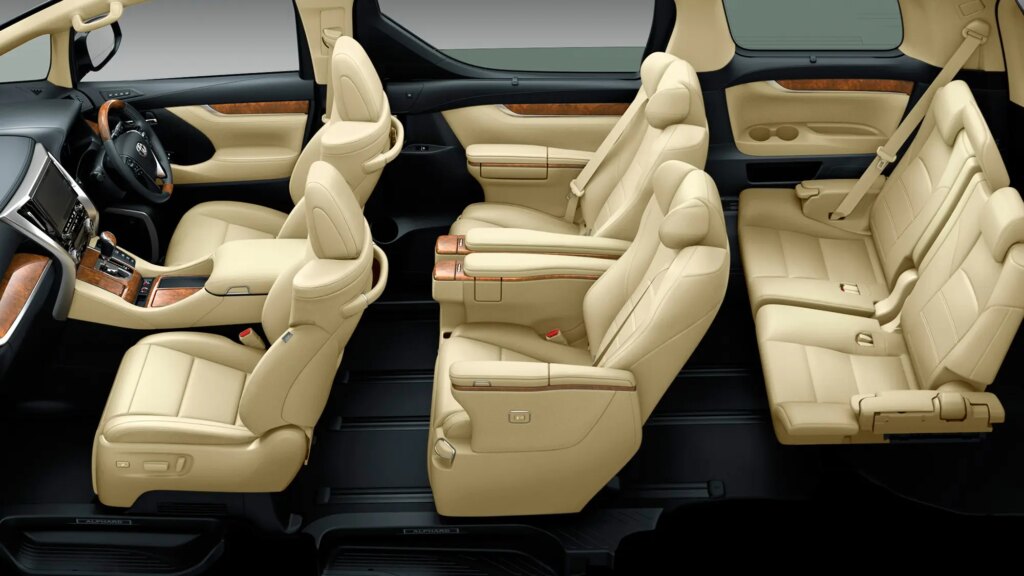 7 Mobil Bekas 7 Seater di Bawah 200 Juta, Kabin Lega yang Bikin Keluarga Lebih Nyaman