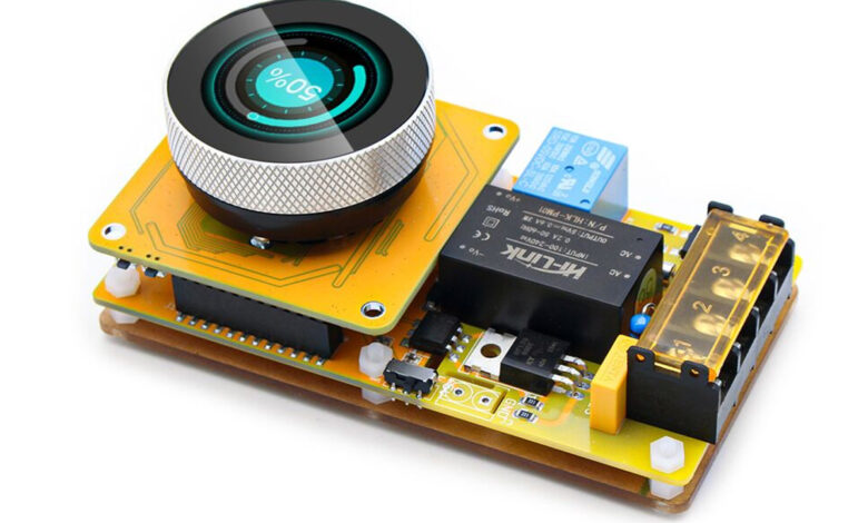 Kontroler ESP32 Ini Punya Layar dan Otaknya Sendiri, Game Bisa Hidup Langsung di Genggaman