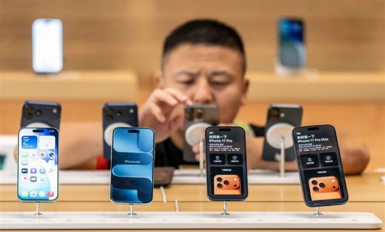 Harga HP Naik Gila-Gilaan, Pedagang Ungkap Momen Terbaik Beli Sebelum Diskon Mengecil