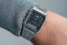 Casio AQ230A Datang dengan Twist Praktis, Gelang Stainless Ini Bisa Diatur Tanpa Alat