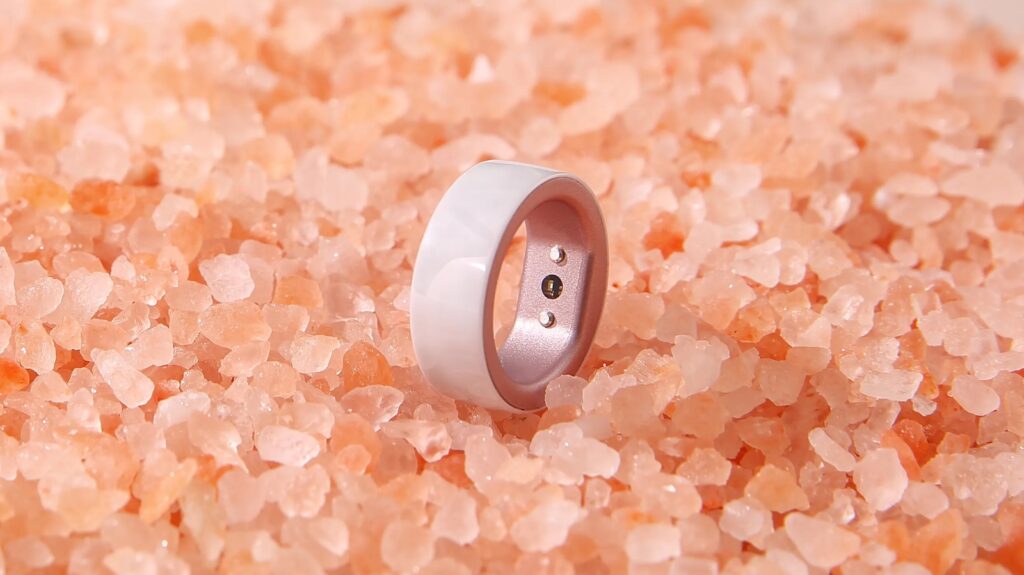 Smart Ring Ini Akhirnya Paham Tubuh Perempuan, Femometer Ring Air Tawarkan Lebih dari Sekadar Pelacak Kebugaran