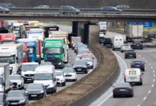 Truk Tergelincir di Tol Jerman, 600 Liter Diesel Tumpah dan Ubah 100 Meter Jalan Jadi Bahaya