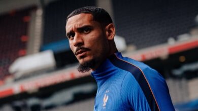 Maxence Lacroix Janjikan Pizza Untuk Satu Kampung, Debut Prancis Di Piala Dunia Menanti