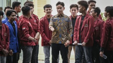 Ultimatum Mahasiswa ke Gibran, Janji Sikat Korupsi di Program MBG