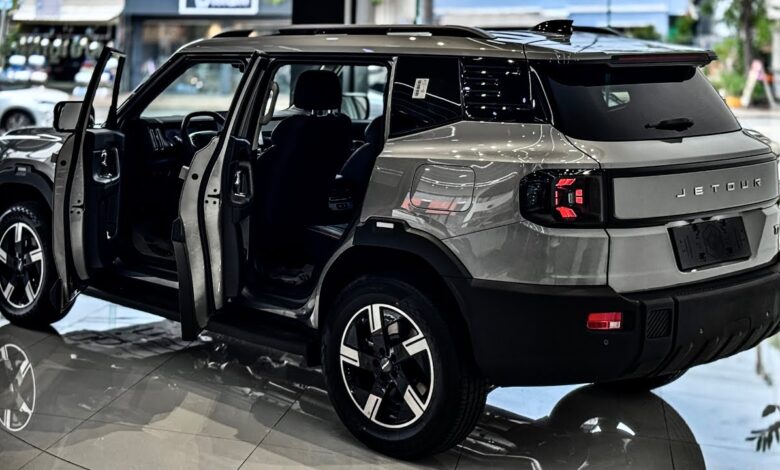 Jetour T1 2026 Tampil Boxy dan Gagah, Aura Jip Klasik Ini Ternyata Penuh Fungsi