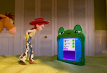 Review Toy Story 5, Jessie Memimpin Perlawanan Mainan di Era Gawai
